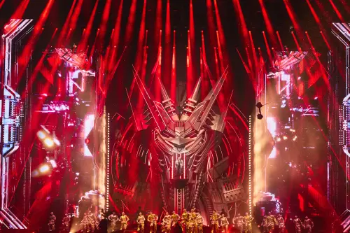 ▲周杰倫到杭州開唱，自14米高的機甲現身，象徵王者歸來。（圖／杰威爾音樂提供）