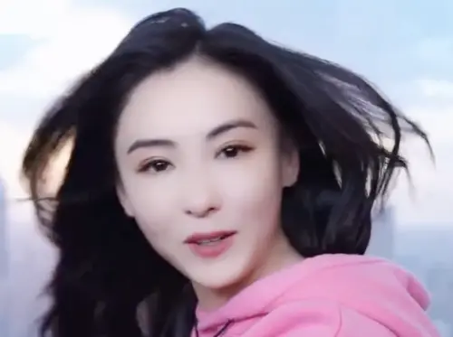 ▲張柏芝過去拍電影時常有難搞傳聞，現在變成觀眾心目中的好媽媽。（圖／摘自 IG@cecilia_pakchi_cheung）