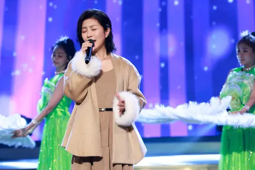 方文琳開金口！罹食道癌傷喉嚨封麥10多年　久違上節目合作黃西田