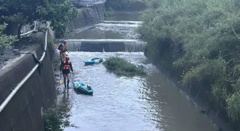 找到了!桃園6旬婦帶傘出門未歸 警消搜索新屋溪尋獲冰冷遺體