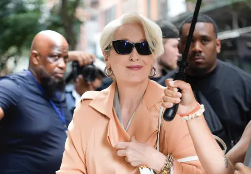 梅莉史翠普差點崩潰！《穿著PRADA的惡魔2》拍片被干擾　驚動警察