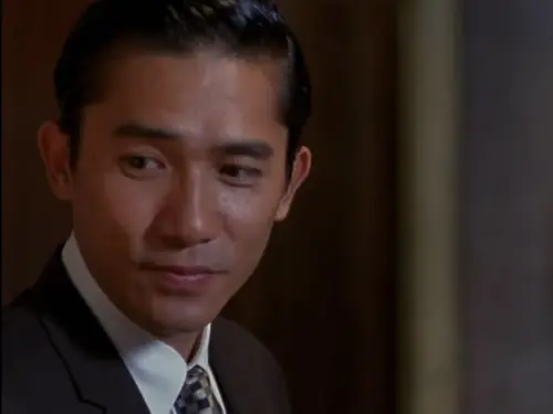 ▲梁朝偉自己選出《花樣年華》為代表作，該片讓他得到坎城影帝榮銜，也是他經歷過的年代，有回到童年的感覺。（圖／摘自IMDb）