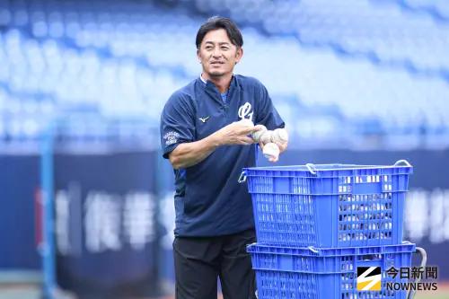 ▲富邦悍將總教練後藤光尊，日前受訪時，希望捕手戴培峰能夠在配球這塊持續進步。（圖／記者朱永強攝,2026.4.5）