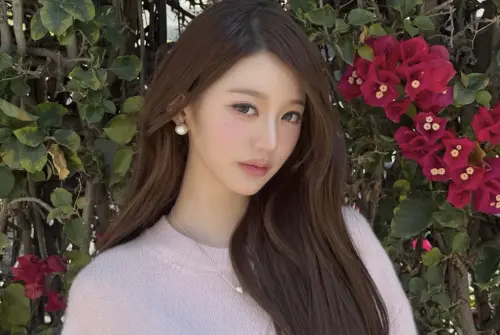 ▲張員瑛新照片疑似修圖修過頭，引起許多討論。（圖／IG@for_everyoung10）