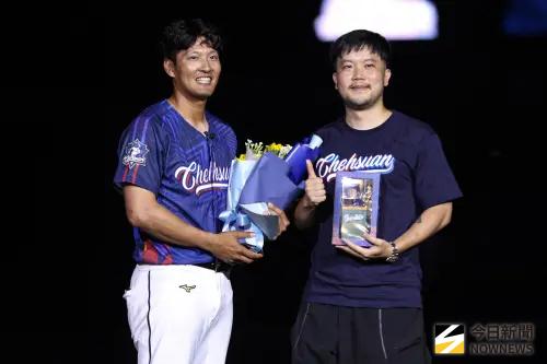 見到「股癌」本人就像見到偶像！林哲瑄：完了、我腦袋一片空白