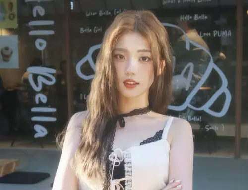 曾敬驊爆祕戀網紅羅念！女方家人現身電影院力挺　媽媽也追蹤IG