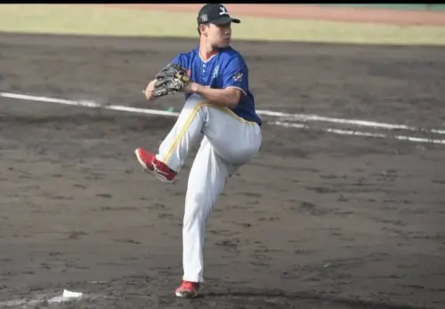 藍鳥神秘東方火球男！金城朋彌飆156公里火球　獨盟棄將拚大聯盟