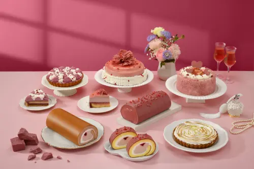 ▲亞尼克母親節開吃「紅寶石巧克力」蛋糕甜點。（圖／亞尼克提供）