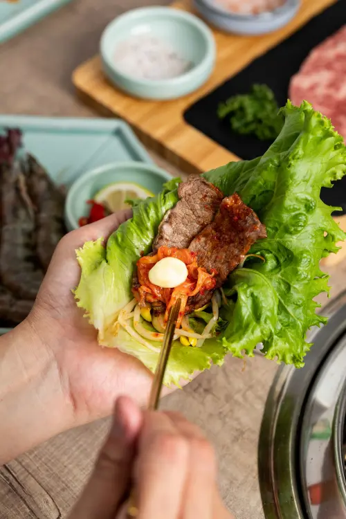 ▲主打韓式燒肉的姜滿堂，高雄夢時代店變身吃到飽餐廳，期間限定優惠快訂位。（圖／豆府餐飲集團提供）