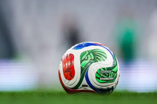 ▲2026Fifa世界盃足球賽將在6/12正式開幕，近期隨著開幕日接近，熱度不斷攀升，票價也隨之升高。