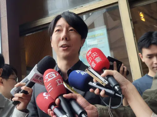 警方誤噴柯文哲辣椒水卻「賴清德」　民進黨要黃國昌立刻道歉