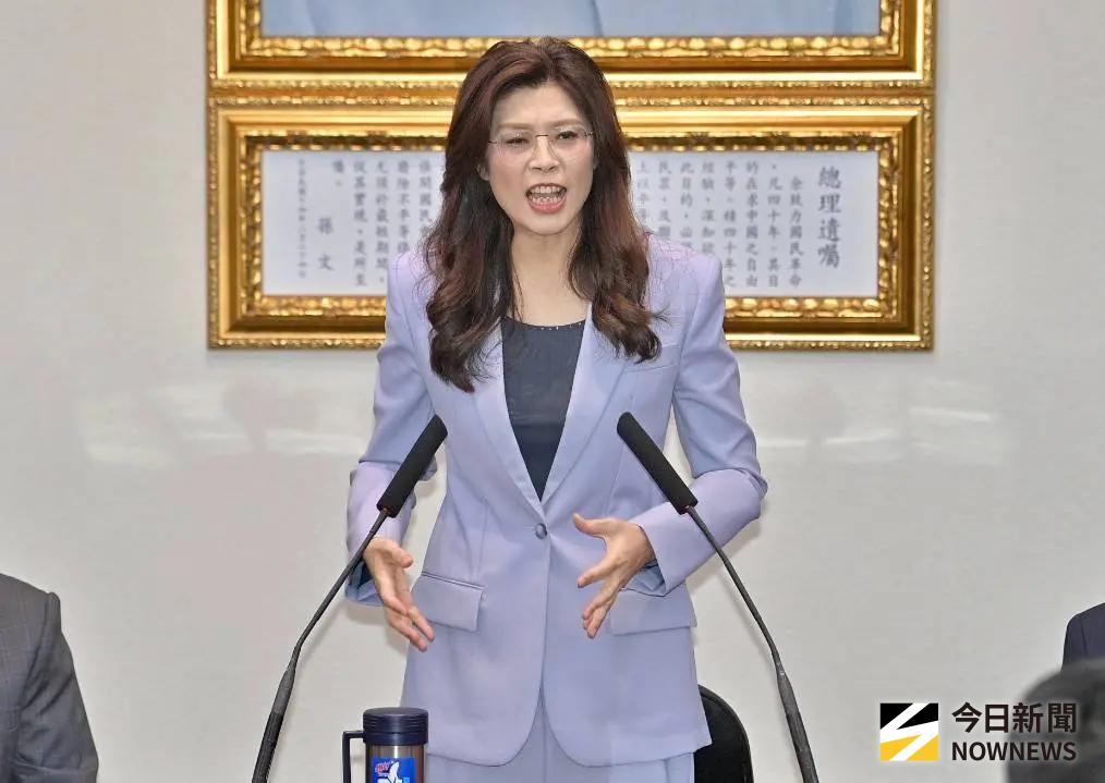 ▲國民黨主席鄭麗文今（7）日啟程飛往上海，展開6天5夜的訪中之行。（圖／記者吳翊緁攝，2026.04.07）