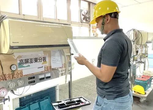 ▲勞動部勞動力發展署高屏澎東區分署舉辦職訓課程，期助學員獲得證照，讓學員擁有穩定的工作與收入來源，為人生開創嶄新契機。(圖／勞動部高屏澎東區分署提供)