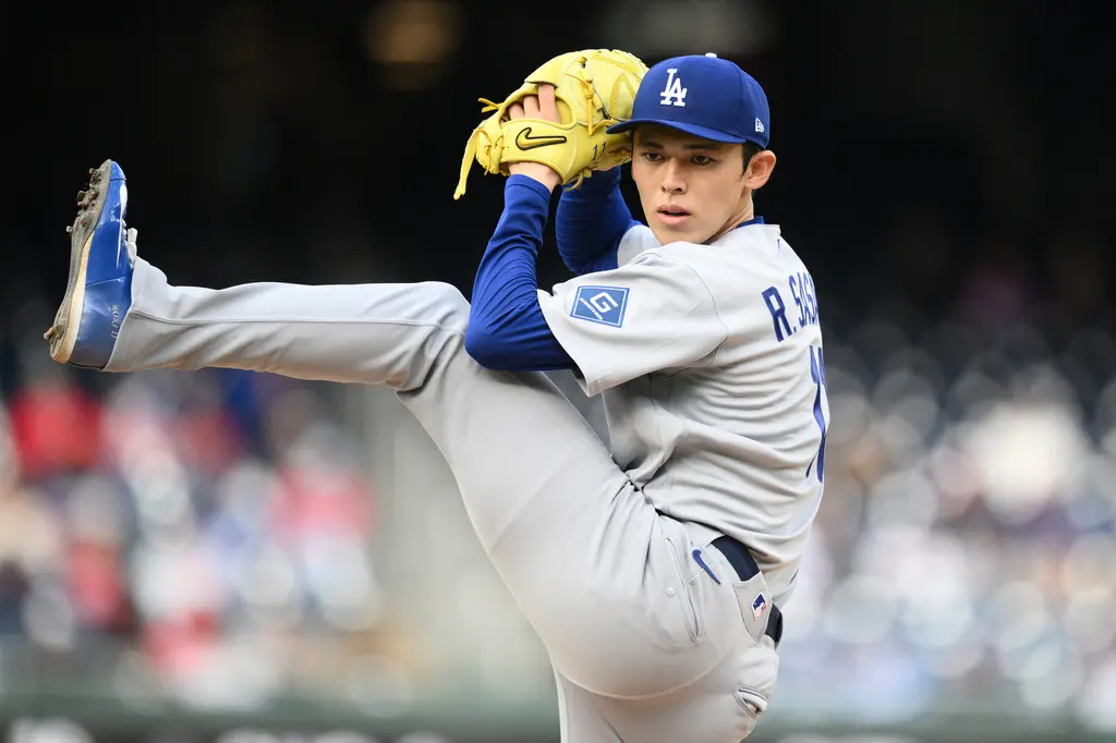 ▲洛杉磯道奇隊季初強勢出擊，但先發輪值末端的穩定性卻隱憂浮現。備受矚目的年輕右投佐佐木朗希（Roki Sasaki），在今（6）日對陣華盛頓國民隊的比賽中，主投5局被敲出5支安打、失6分。（圖／美聯社／達志影像）