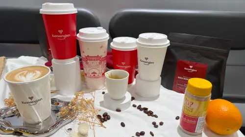 ▲風靡東南亞的凱娜克咖啡來台灣了。（圖／記者蕭涵云攝）