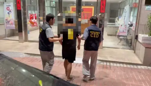 選舉看板遭毀損挑戰公權力　前鎮警火速查緝到案依法送辦