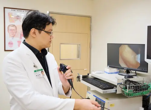 他「失聲」2年！聲音肌肉像抽筋　醫：腦部神經訊號異常