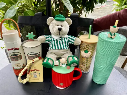 ▲星巴克「Bearista度假村系列」新品，慵懶復古的設計好圈粉，推薦海灘小熊還穿夾腳拖有夠可愛。（圖／記者蕭涵云攝）