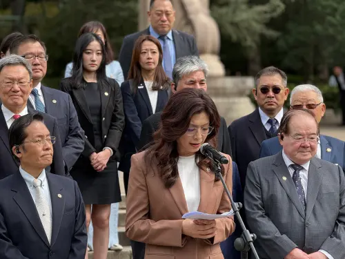 全文／鄭麗文登中山陵哭了！原因和父親有關？