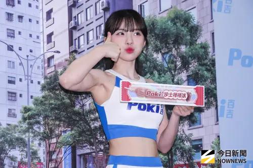 ▲李多慧（如圖）今出席冰品代言活動，時而大笑時而雀躍碎步。（圖／記者趙文彬攝影）