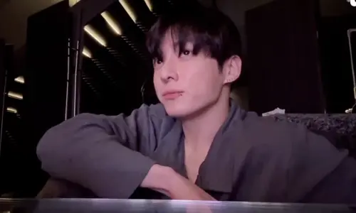 BTS柾國直播比中指挨轟！親上火線道歉卻坦言：我不覺得自己做錯