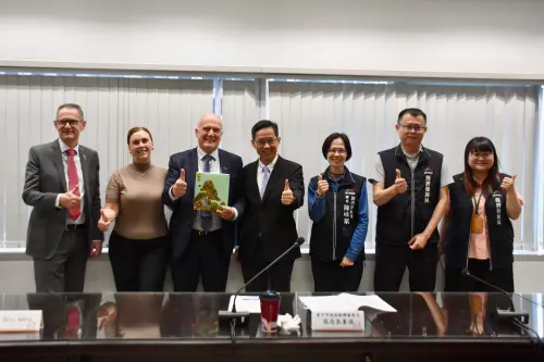 澳洲塔斯馬尼亞州財政廳長率團取經 盼與中市共築綠能產業鏈