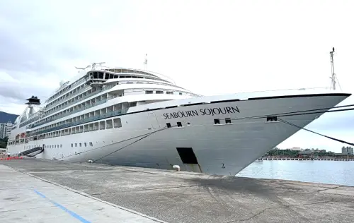 站穩國際郵輪航線！璽寶郵輪旗下的璽寶旅行者號郵輪造訪花蓮港