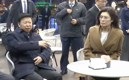 鄭麗文搭上海之星夜遊黃浦江！李德維尹乃菁爭相與宋濤合影留念