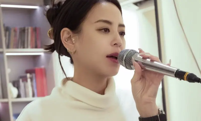 江語晨才剛找到律師！錄《浪姐7》突緊急離場　疑離婚官司出狀況