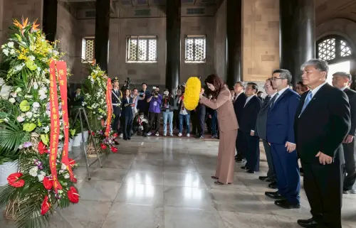 讚鄭麗文謁陵談話從「台灣人感受」出發　郭正亮：前所未有