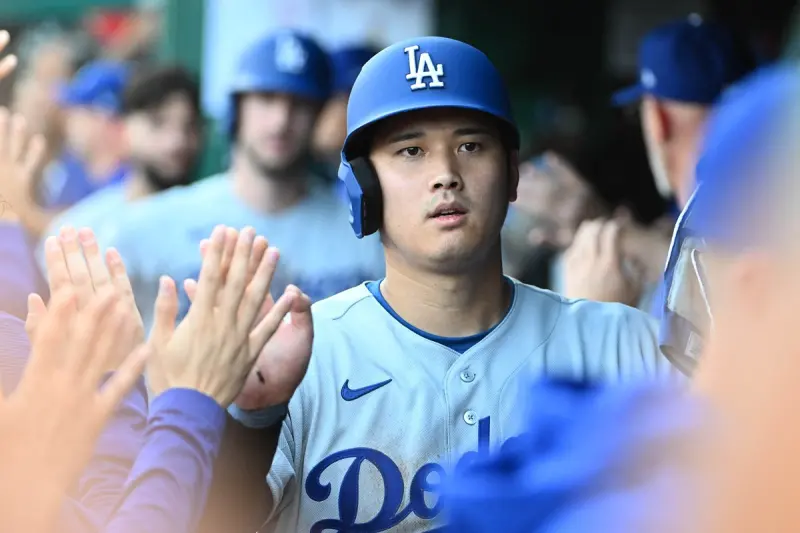 大谷翔平有接受嗎？藍鳥捕手牽制誤傷其左肘　親曝第一時間已致歉