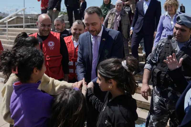 比利時外長差點被炸死!訪黎巴嫩遇空襲「僅百公尺」驚險逃生