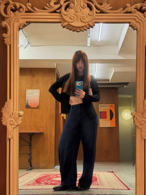 ▲▼吳姍儒以新髮型亮相，原本為中分長髮的她，剪了齊眉瀏海。（圖／吳姍儒 Sandy IG@sandywis）