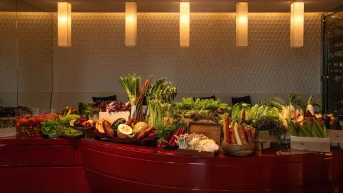 ▲ 《LE HAMBOURG》限時餐會，4/28至4/30在Ukai-tei Kaohsiung登場，供應午餐與晚餐席次。（圖／THE AMNIS然一酒店提供）