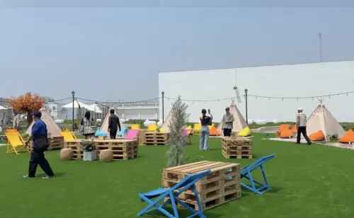 ▲台中漢神洲際8樓提供「不過夜高空露營體驗場域」。（圖／記者周淑萍攝）