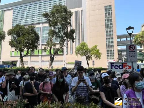 ▲對於寵物用藥新制飼主擔憂可能影響用藥，農業部今日召開會議。（圖／記者張乃文攝）