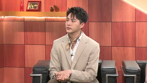 最帥乩童懷胎15個月才誕生？黃新皓5歲開始通靈　目睹三顆頭嚇壞