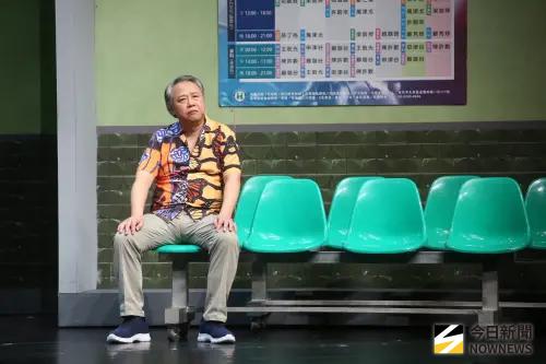▲陳希聖（如圖）在綠光劇團《人間條件8－凡人歌》詮釋退休男人哀歌，生理上不舉又沒有人可以說話的寂寞，他的表演很是生動。（圖／記者邱曾其攝影）