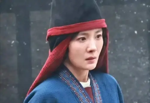 楊冪13億古裝劇造型遭嘲老氣！劉學義妝容超還原　粉：沒粉底液了