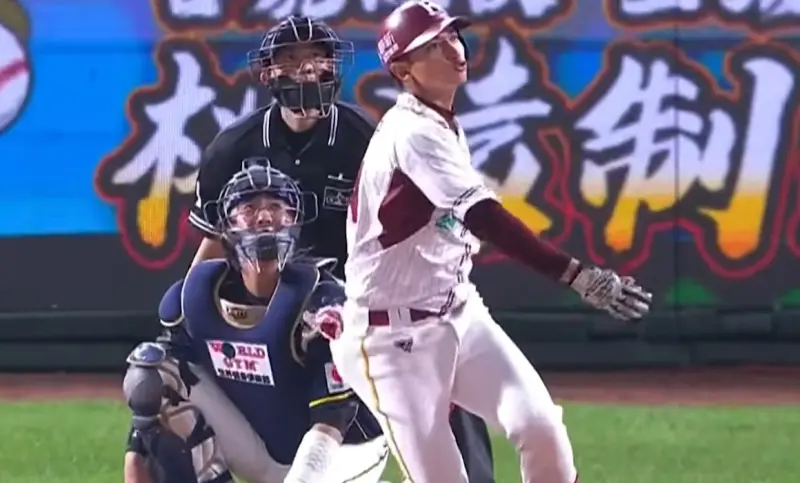 現場見證馬傑森首轟太興奮！球迷形容像被雷擊：全身發抖、流口水