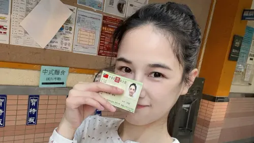 YTR千千解鎖全新技能！2個月零缺課考中餐證照　好友狂讚：我要吃