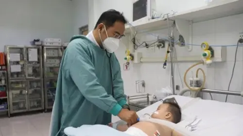 越南EV71來勢洶洶！2幼童肺衰竭命危　醫師警告無皮疹也可能命危