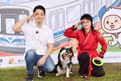 北捷寵物友善列車登場　蔣萬安自曝是「狗派」養過3種狗
