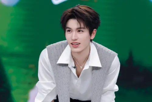 張凌赫學霸轉當演員原因曝光！認了是叛逆：我受不了做一樣的事