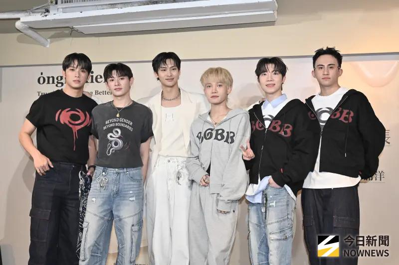 男團VERA學文退伍了！自爆軍中洗碗刷鍋洗上癮　狂發小卡給弟兄