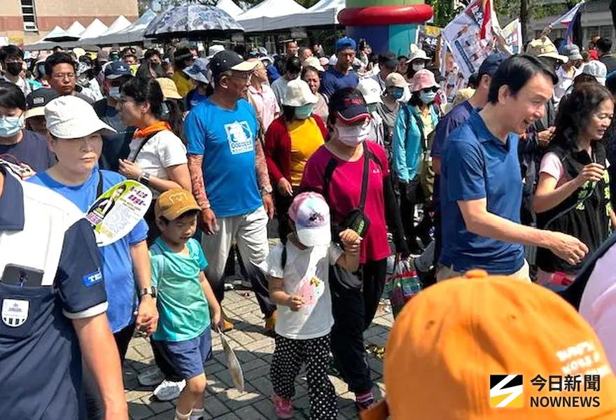 ▲勞動節全台放假，股市、銀行與郵局也跟著休息。(圖／記者黃守作攝，2026.04.11)