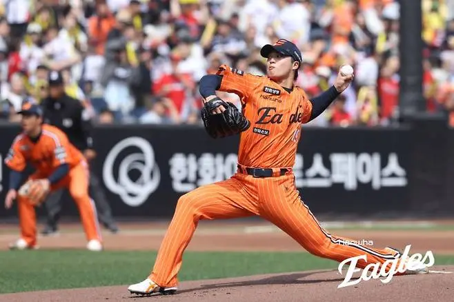 ▲台灣25歲左腕王彥程，先發6局僅失1分，用85球，僅被敲出6支安打，送5K、無保送。不料韓華鷹最後遭起亞虎逆轉，無緣勝投。（圖／翻攝自網路，韓華鷹提供）