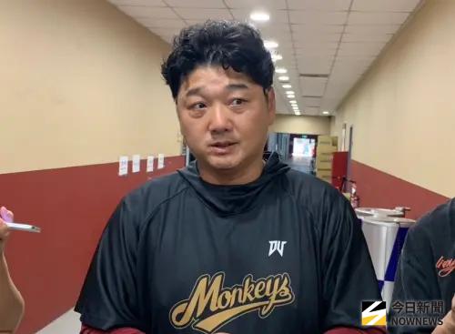 得知李育朋無照酒駕既生氣又惋惜　曾豪駒重話：就讓社會來教你吧