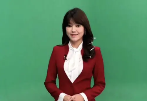 華視女主播上班打哈欠被全台直播！官方回應：作業疏失放錯畫面