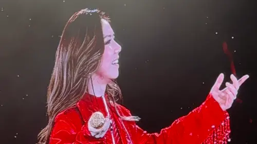 直擊／鄧紫棋大巨蛋地3天大玩台語冷笑話！結婚100年答案笑翻萬人